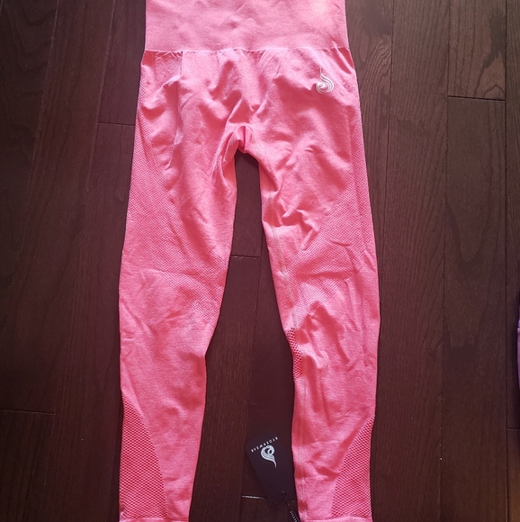 Leggings - Picture 1 of 2